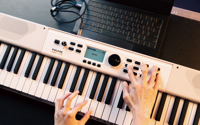 NUX NEK-110 控制面板特寫